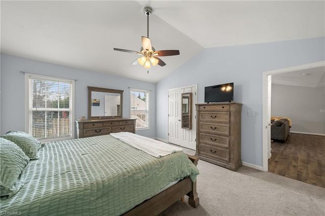 5800 Edgebrook Court, Jamestown, NC 27282