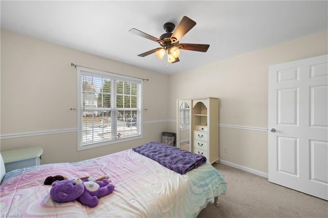 5800 Edgebrook Court, Jamestown, NC 27282