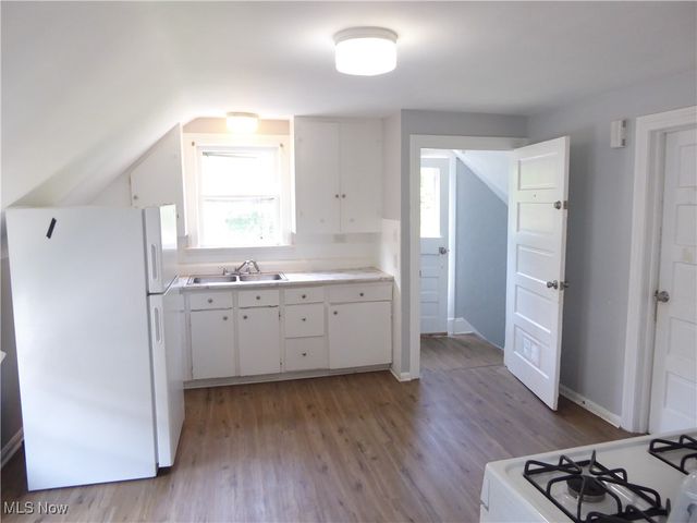 3336 W 54th Street, Cleveland, OH 44102