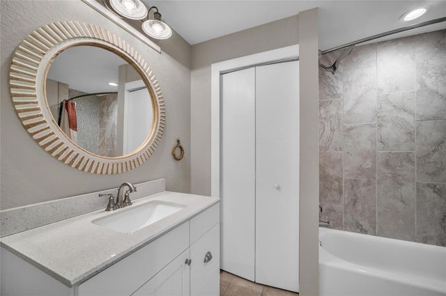 7149 LONGBOAT DRIVE N, Longboat Key, FL 34228