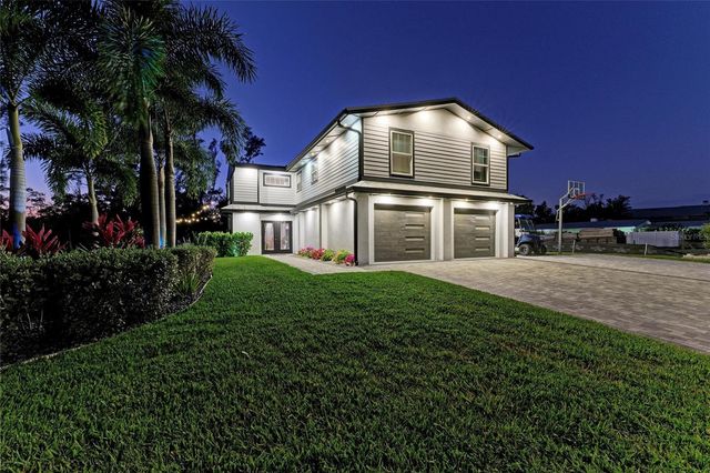 7149 LONGBOAT DRIVE N, Longboat Key, FL 34228