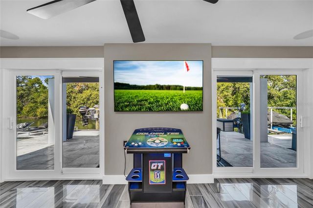 7149 LONGBOAT DRIVE N, Longboat Key, FL 34228