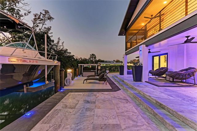 7149 LONGBOAT DRIVE N, Longboat Key, FL 34228