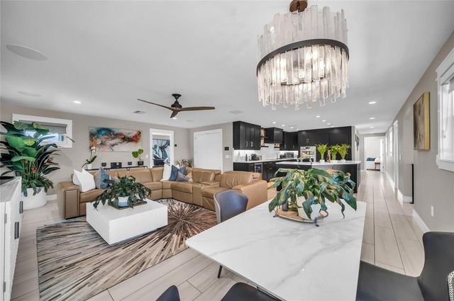 7149 LONGBOAT DRIVE N, Longboat Key, FL 34228