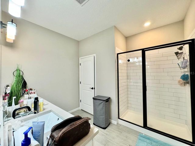 11281 BEACH WALK WAY NE, St Petersburg, FL 33716