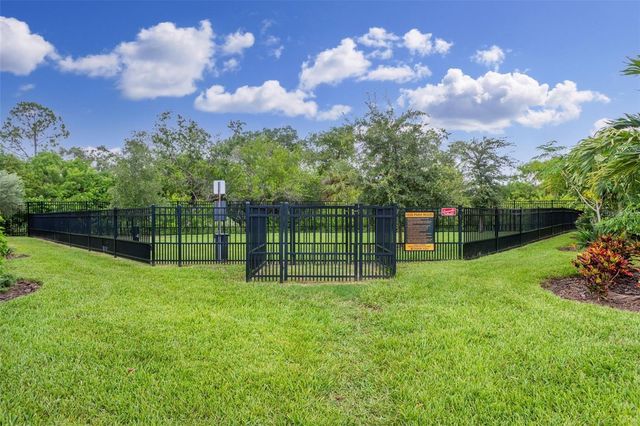 11281 BEACH WALK WAY NE, St Petersburg, FL 33716