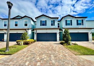 11281 BEACH WALK WAY NE, St Petersburg, FL 33716