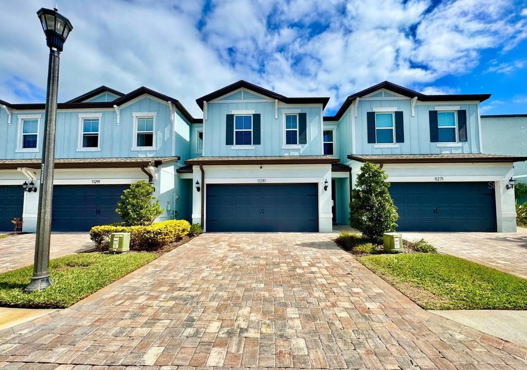 11281 BEACH WALK WAY NE, St Petersburg, FL 33716