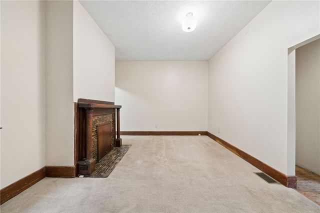 1523 Evergreen Ave, Shaler, PA 15209