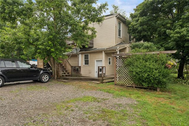 1523 Evergreen Ave, Shaler, PA 15209
