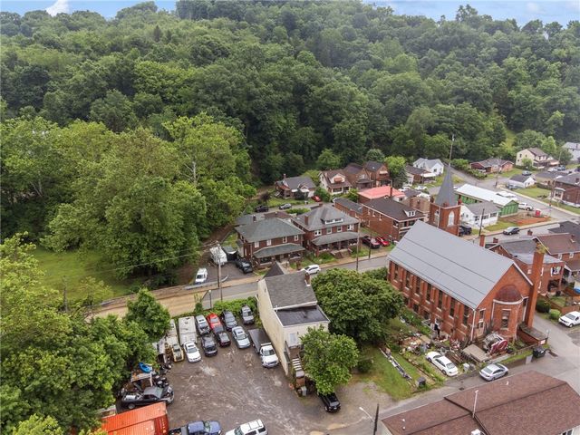 1523 Evergreen Ave, Shaler, PA 15209