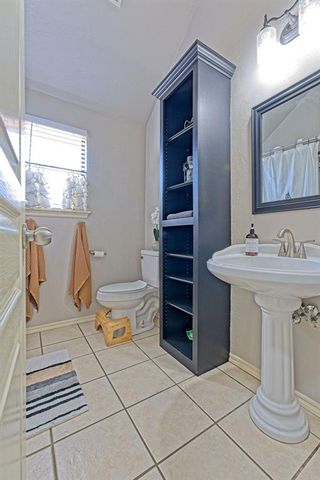 1825 Tall Grass Court, Edmond, OK 73012