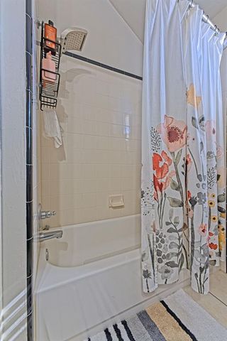 1825 Tall Grass Court, Edmond, OK 73012