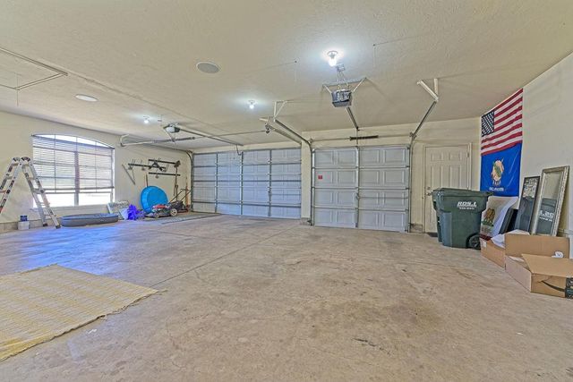 1825 Tall Grass Court, Edmond, OK 73012