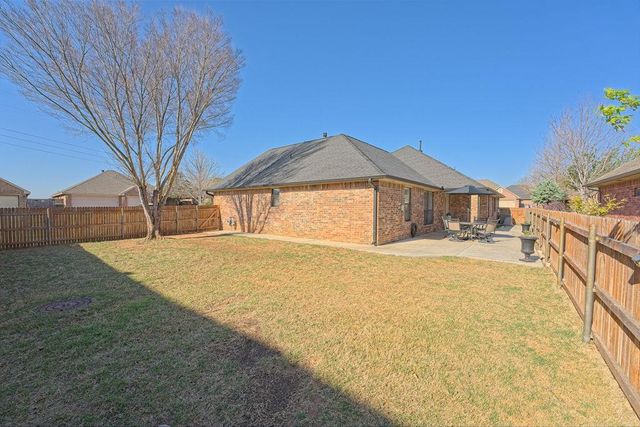 1825 Tall Grass Court, Edmond, OK 73012