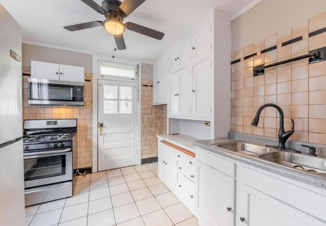 9153 S Ada Street, Chicago, IL 60620