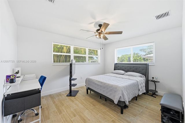 6900 NW 14th St, Plantation, FL 33313