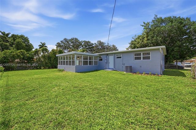 6900 NW 14th St, Plantation, FL 33313