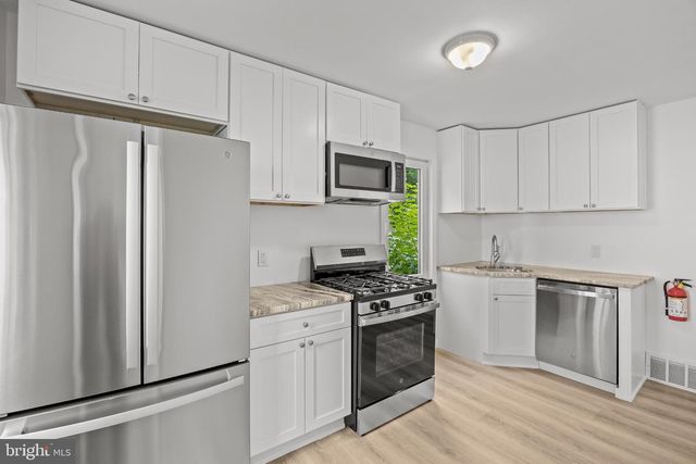 318 ESSEX AVE, Cherry Hill, NJ 08002
