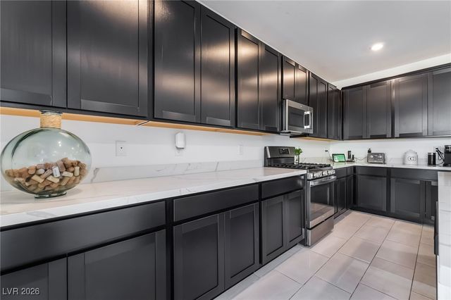 4138 Bayley Skye Avenue, Las Vegas, NV 89141