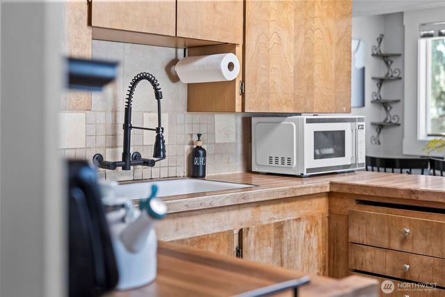 5436 S Thompson Avenue, Tacoma, WA 98408