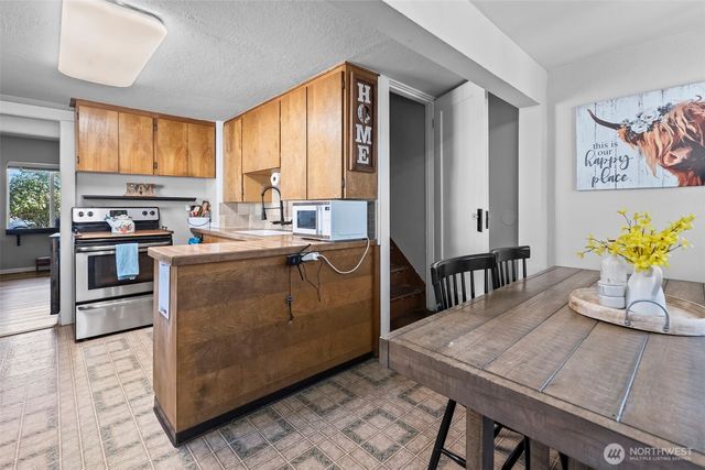 5436 S Thompson Avenue, Tacoma, WA 98408