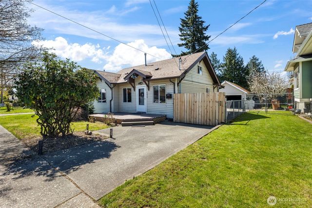 5436 S Thompson Avenue, Tacoma, WA 98408