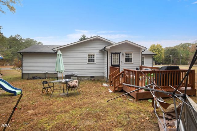 2930 Thomas Road, Henderson, NC 27537