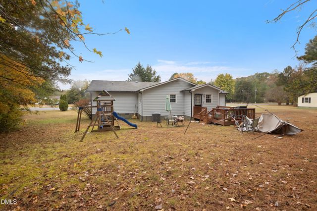 2930 Thomas Road, Henderson, NC 27537