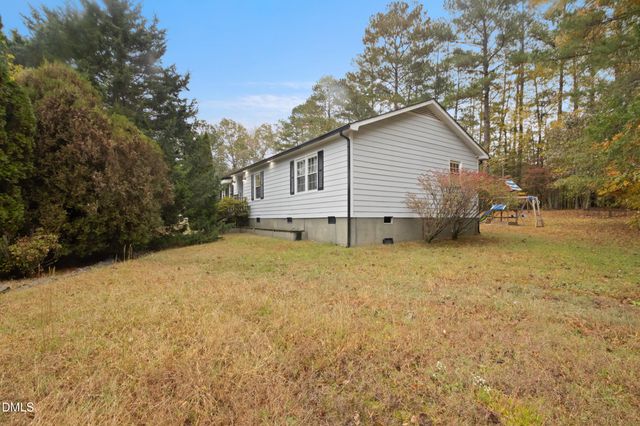 2930 Thomas Road, Henderson, NC 27537
