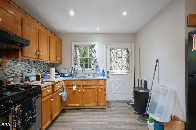 2930 Thomas Road, Henderson, NC 27537