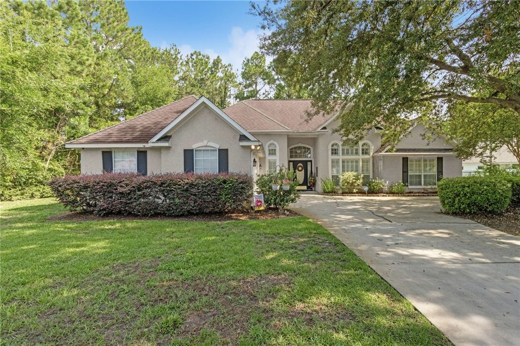 203 Cumberland Drive, Kingsland, GA 31548