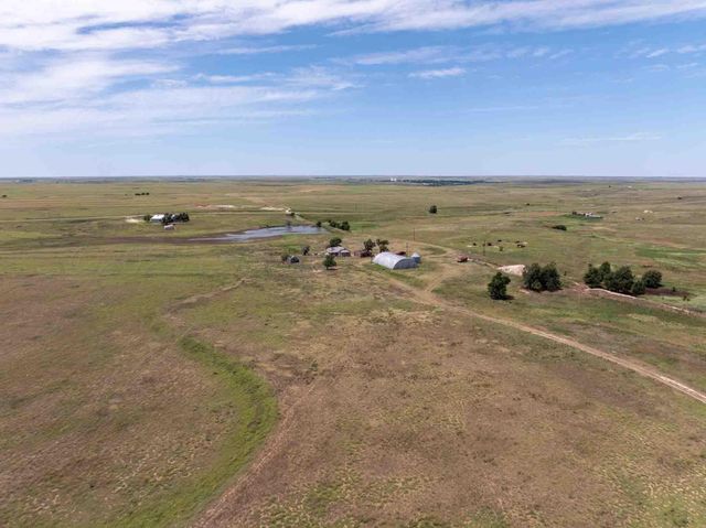 Bourquin Cattle 317 Ac, Follett, TX 79034