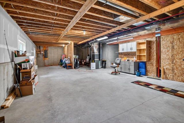 4555 Golf Drive, Windsor, WI 53598