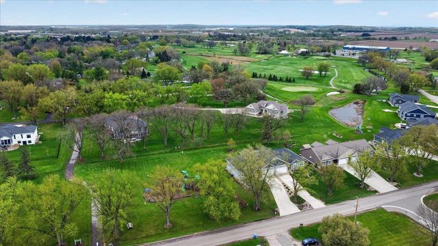 4555 Golf Drive, Windsor, WI 53598