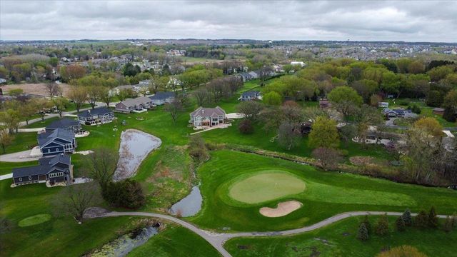 4555 Golf Drive, Windsor, WI 53598