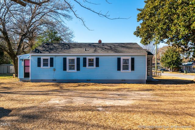 1303 Colonial Avenue, Greenville, NC 27834