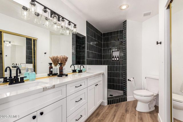 10080 E Mountain View Lake Drive Unit M327, Scottsdale, AZ 85258