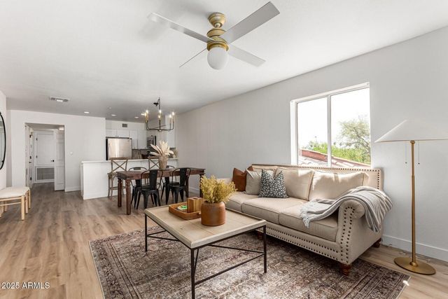 10080 E Mountain View Lake Drive Unit M327, Scottsdale, AZ 85258