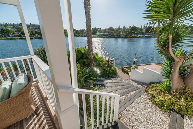1499 La Linda Drive, San Marcos, CA 92078