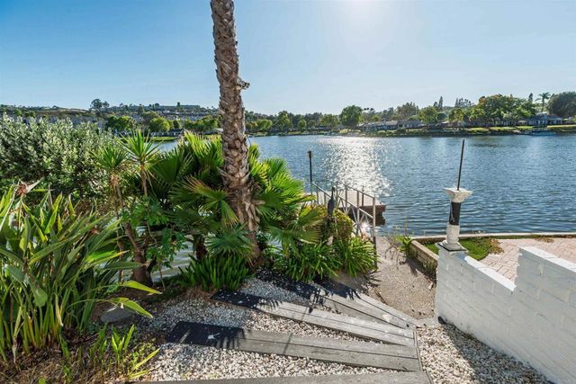 1499 La Linda Drive, San Marcos, CA 92078