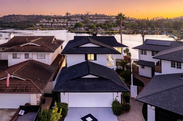 1499 La Linda Drive, San Marcos, CA 92078