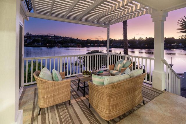 1499 La Linda Drive, San Marcos, CA 92078