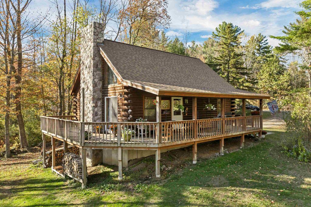 382 Center Road, Goshen, NH 03752