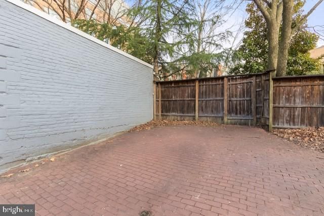 726 3RD ST NE, Washington, DC 20002