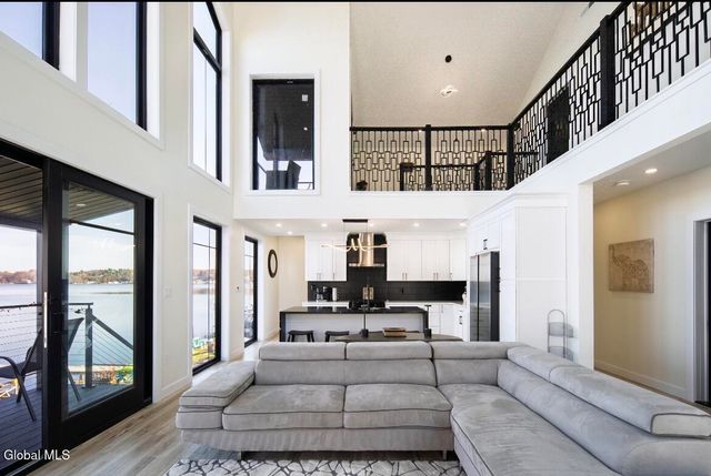 126 9th Street, Malta, NY 12866