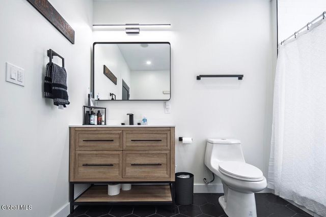 126 9th Street, Malta, NY 12866