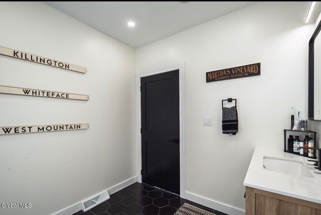 126 9th Street, Malta, NY 12866