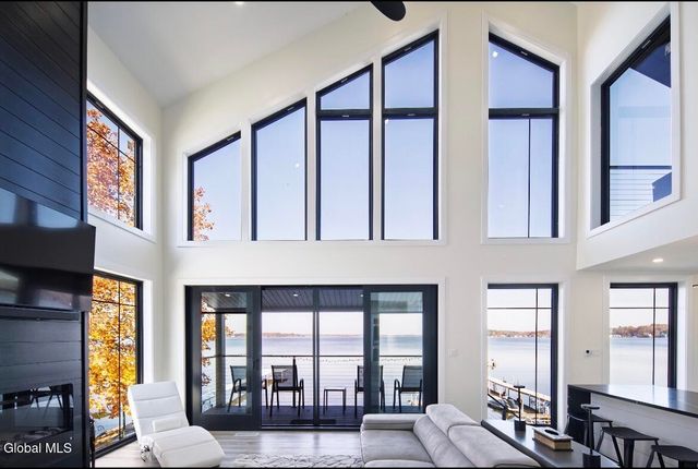 126 9th Street, Malta, NY 12866