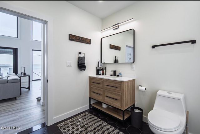 126 9th Street, Malta, NY 12866